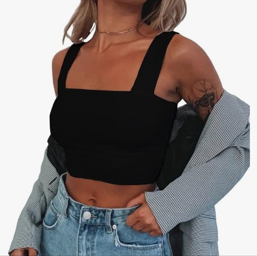 Black Square Neck Crop Top​​